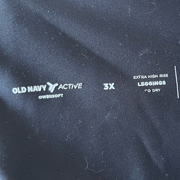 Old Navy Active Powersoft Extra High Rise Leggings Black - Picture 2 of 2